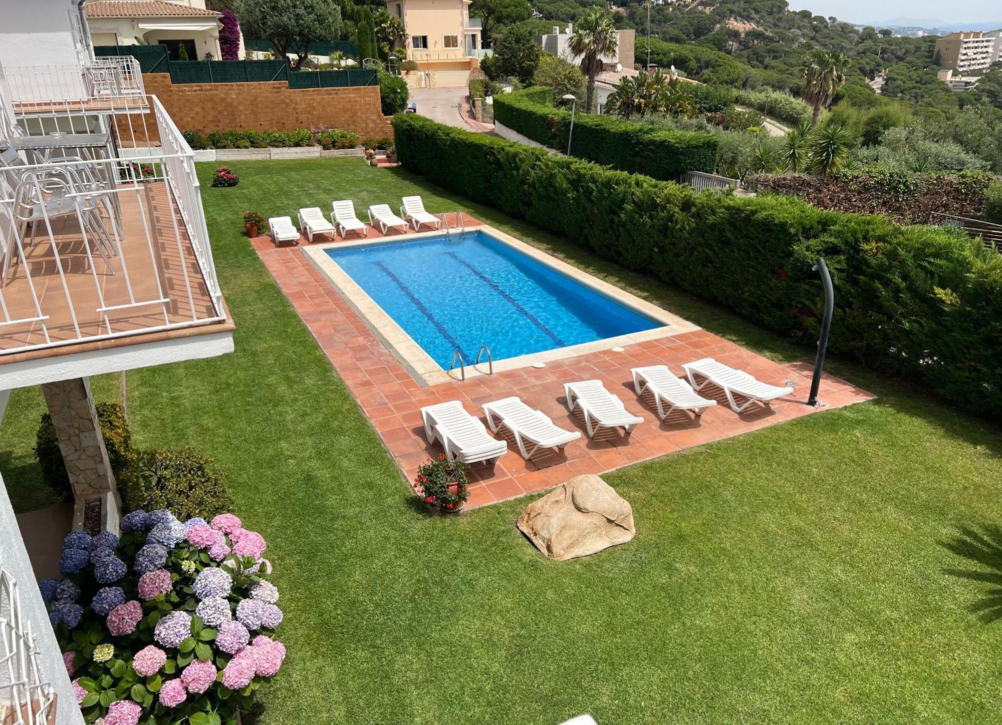 Apartamentos Rayon Du Soleil Sant Feliu de Guíxols Extérieur photo